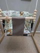 Дитяча гойдалка з дерев'яним каркасом стійкою Happy Vita Craft звірята Африки смужки бежева - зображення 9