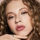 Помада блеск для губ Fenty Beauty by Rihanna Gloss Bomb Stix High-Shine Gloss Stick 04 Is It Fu$$Y Dusty Pink 3.6g - зображення 4