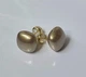 Женские сережки "Квадратики" 1.2см jewelry Бежевого цвета - изображение 8