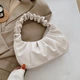 Жіноча сумка 6072 багет біла молочна - зображення 1