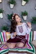 Вишитий костюм для дівчинки Візерунок бордовий 116 - изображение 3
