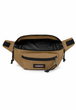 Сумка через плече/на пояс Eastpak Doggy Bag 3L EK073 у коричневому кольорі. - зображення 3