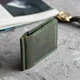 Кожаный зажим для денег Magneto Green на магните, тонкий зеленый кошелек из натуральной кожи Crazy Horse, картхолдер, 11х8.2х0.8 см - изображение 6