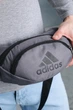 Бананка мужская Adidas серая, сумка бананка через плечо мужская с серым логотипом - изображение 4