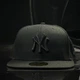 Черная кепка с прямым козырьком 59FIFTY MLB New York Yankees Fullcap (7 3/4) 10000103 - изображение 2