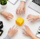 Сквіш Сир антистрес 6,5 см ароматизований — м'яка іграшка-мнучка для рук, розвиває дрібну моторику - изображение 2