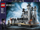 Zestaw klocków LEGO Wednesday Akademia Nevermore 890 elementów (76788) - obraz 1