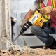 Dłuto DeWalt SDS-max do betonu i murów 50 x 360 mm (DT6824-QZ) - obraz 4