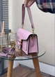 Женская сумка Coach 6938 кросс-боди светло розовая - изображение 3