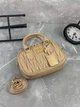 Женская сумка кросс-боди Miu miu 18119 бежевая - изображение 5
