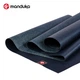 Ультратонкий коврик для йоги MANDUKA eKO из натурального каучука, складной, портативный, нескользящий, с рисунком лягушек, темно-синий. - изображение 9