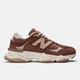 Коричневі кросівки New Balance 9060 41,5 (8) 26 см (U9060CCC) - зображення 1