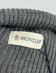 Шапка Moncler с прорезиненным логотипом белого цвета, One size (универсальный размер), Унисекс. - изображение 4