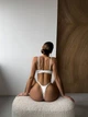 Атласный комплект с лилиями S стрейч черный - изображение 8