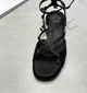 Женские балетки в стиле Charles & Keith черные с цветочным декором и ремешком на щиколотке розмір 37 - изображение 9