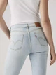Джинси Slim Fit жіночі Levi`s 750962685 18 Блакитні (1161084054) - зображення 8