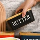 Масленка керамическая для масла с крышкой и ножом "Butter", 500 мл, Черный - изображение 3