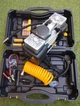 Автокомпрессор автомобильный 12V двухцилиндровый с манометром в кейсе воздушный компрессор для накачки шин - изображение 7
