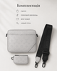 Сумка в стиле Louis Vuitton светло-серая 25×18×5 см - мессенджер через плечо из экокожи, брюшком и ремешком в комплекте - изображение 4