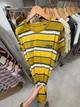 Футболка женская большого размера полосатая с карманом на груди One Size 48-52 желтая - изображение 7