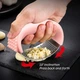Чесночница универсальная (пресс для чеснока) чеснокодавка с ручкой Arc-Shaped Garlic Press 2 в 1 - изображение 8