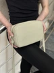 Сумка-клатч жіноча Emporio Armani крос-боді через плече бежево-кремова (EW005585 AF28524) - изображение 3