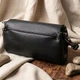 Жіноча шкіряна сумка з трикутним клапаном Vintage 22254 чорна - зображення 4