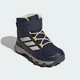 Детские зимние ботинки Terrex Snow CF CLIMAWARM Kids adidas KI8262 (35 EUR) синий (4068816448764) - изображение 5
