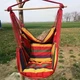 Кресло гамак подвесное для отдыха с двумя мягкими подушками большое текстильное сиденье 100х130 см разноцветное для сада террасы балкона и дома эргономичное кресло качели текстильное для релаксации на свежем воздухе комфортное - изображение 3