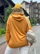 Худи женское без утепления свободного кроя с двойным капюшоном и с аппликацией из стразов двунитка 48-50 горчица (темно-желтый) - изображение 5