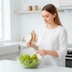 Конфетница прозрачная пластиковая 25,7см с большими ручками, Белый - изображение 2