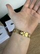 Мужской браслет Lacoste из нержавеющей стали 21 см регулируемый браслет Лакоста ATD015 золотистого цвета - изображение 4
