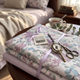 Комплект постельного белья Colorful Home с цветочным принтом лиловый, подарочная упаковка - изображение 3
