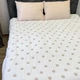 Муслиновый плед-покрывало Mallory Home 3-слойный двусторонний 200×230 см бежевый горошек - изображение 6