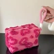 Косметичка пенал дитяча плюшева м'яка з сердечками хутряна Teddy для дівчинки темно рожева - изображение 3