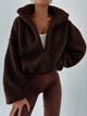 Жіноче тепле зіп-худі Teddy Bear букле з каракуля на блискавці з високим коміром коричневе (шоколад) 40-46 - зображення 1