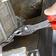Кліщі універсальні для зірваних болтів KNIPEX 82 02 200 - зображення 3