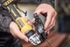 Akumulatorowa szlifierka kątowa DeWALT DCG404NT (5035048834527) - obraz 10