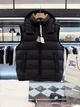 Мужская черная пуховая жилетка Burberry с капюшоном, гусиный пух 90% 3XL - изображение 1