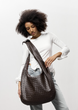 Велика жіноча плетена сумка-хобо Sambag HOBO WEAVE для ноутбука 15" з екошкіри Шоколадна - зображення 8