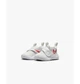 Кроссовки детские Nike Team Hustle D 11 23.5 Білий DV8995-102 - изображение 4