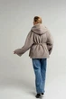 Двусторонняя зимняя женская дубленка UF-Fashion N89V 46 капучино - изображение 5