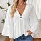 Жіноча блузка А-силуету з рукавами-дзвонами BantyBlouse, біла, розмір M-L - зображення 3