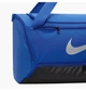 Спортивна сумка Nike Nk Brsla M Duff - 9.5 60L 64 × 30 × 30 СM синій DH7710-480 - зображення 8