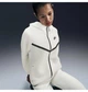 Спортивный костюм женской Nike Sportswear Tech Fleece Windrunner Beige L Бежевый HV6747-110__HV6779-110 - изображение 7