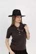 Шляпа Федора женская D.Hats из рафия с цепью золото с сердцами черная - изображение 4