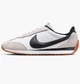 Кросівки жіночі Nike Pacific White/Grey 48.5 HQ2052-100 - зображення 1