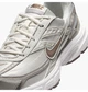 Кроссовки женские Nike Initiator Phantom Light Bone 37.5 Серый IB4339-001 - изображение 7