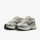 Кроссовки женские Nike V5 Rnr 39 Комбинированный HQ7901-104 - изображение 2