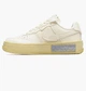 Кросівки жіночі Nike Air Force 1 Fontanka 35.5 Бежевий DH1290-102 - зображення 1